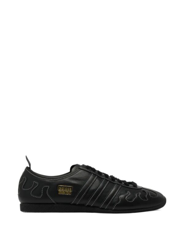imgi_1_33385585_64177720_1000.jpg adidas x Brain Dead topstitched sneakers