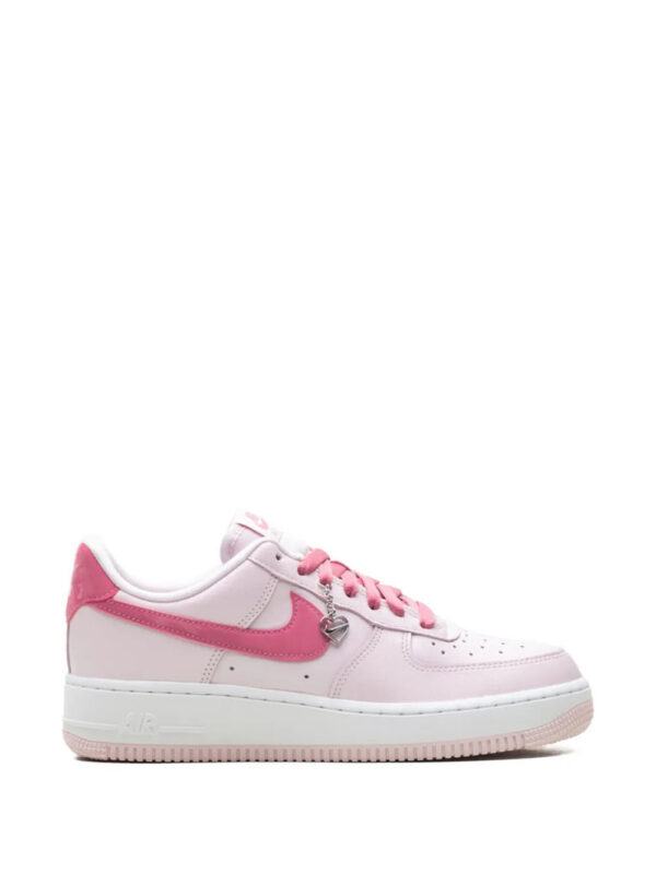 imgi_1_33447837_65941995_1000.jpg Nike patent swoosh air force 1 low sneakers