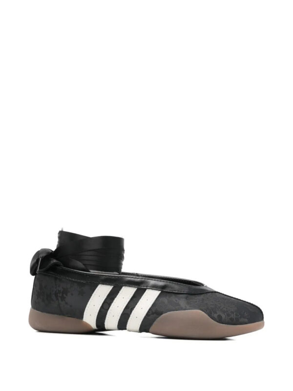 imgi_1_33987081_65070792_1000.jpg adidas Taekwondo Mei Ballet three-stripe sneakers
