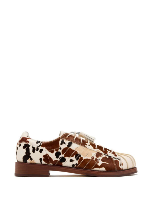 imgi_1_34307230_65441084_1000_9cbb3225-94d8-4953-8f61-ddffc463cd21.jpg adidas x Clot by Edison Chen Superstar cow-print sneakers