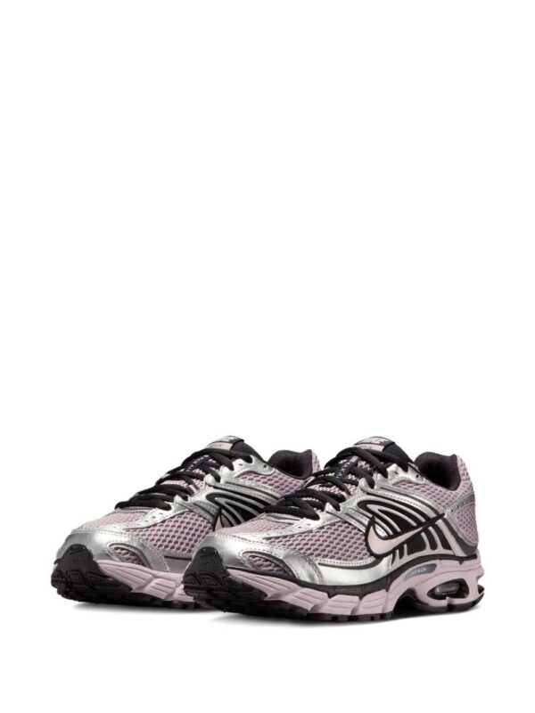 imgi_2_31111956_61047860_1000.jpg Nike Air Max Moto 2K sneakers