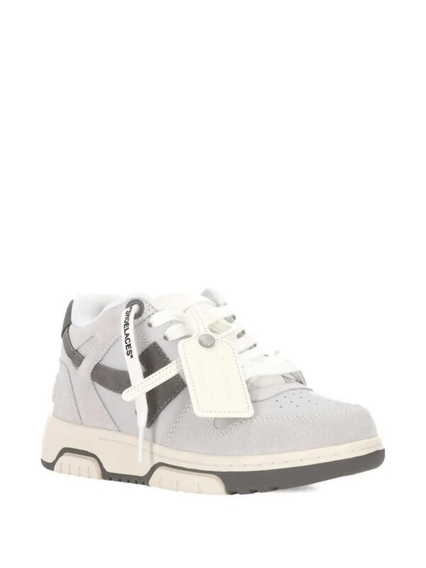 imgi_2_32262498_62133852_1000.jpg Off-White lace-up sneakers