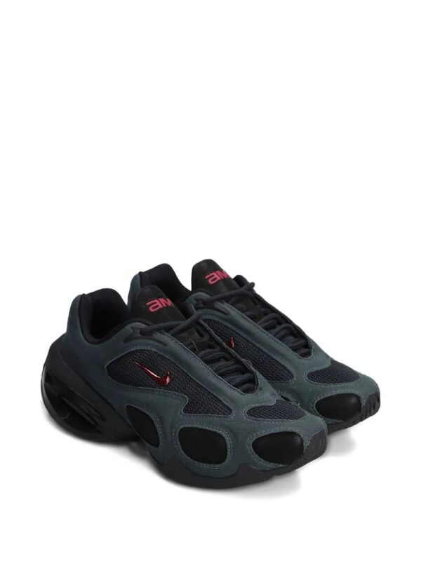 imgi_2_32299760_62537783_1000.jpg Nike Air Max Muse panelled sneakers