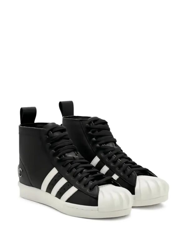 imgi_2_32359529_62464395_1000.jpg adidas x Thug Club Superstar sneakers