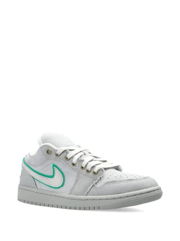 imgi_2_32384361_62550942_1000.jpg Nike Air Jordan 1 Low sneakers