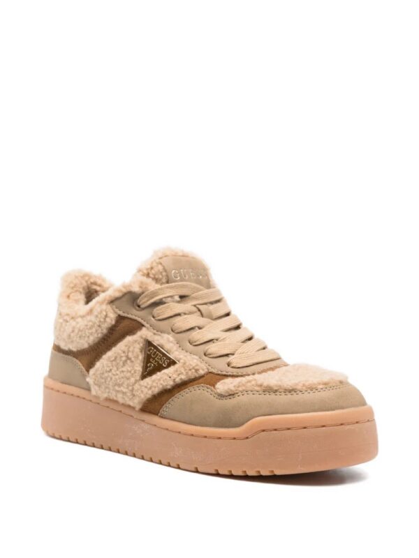 imgi_2_32459575_62998767_1000.jpg GUESS USA Miram panelled sneakers