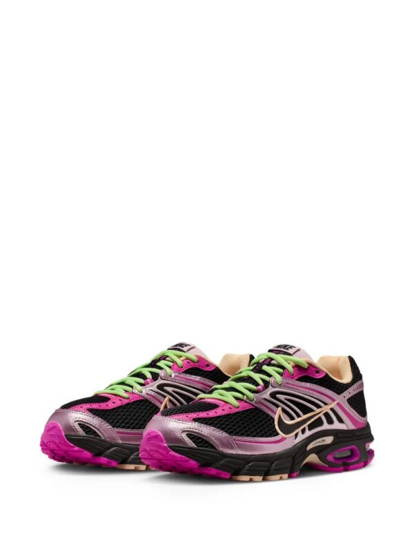 imgi_2_32622368_62999375_1000.jpg Nike Air Max Moto 2K low-top sneakers
