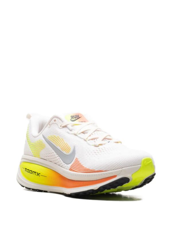 imgi_2_32623059_62991134_1000.jpg Nike Vomero 18 sneakers