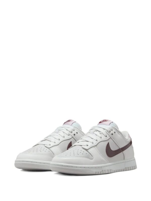 Nike  Dunk Low low-top sneakers