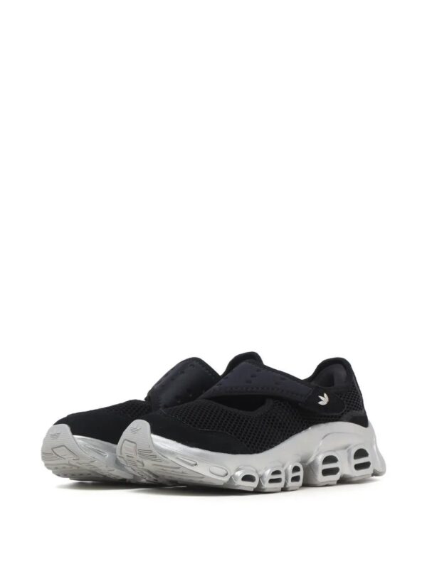 imgi_2_32729991_64216350_1000.jpg adidas mesh sneakers