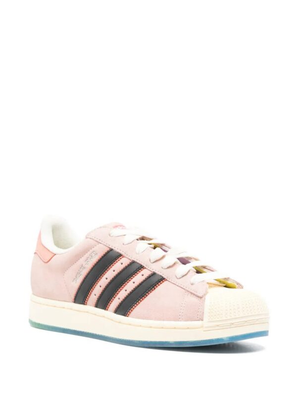 imgi_2_32847979_63209960_1000.jpg adidas Superstar stripes trainers
