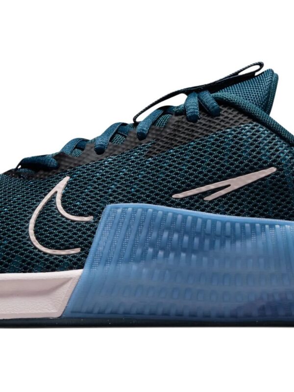 Nike  Metcon 9 logo sneakers