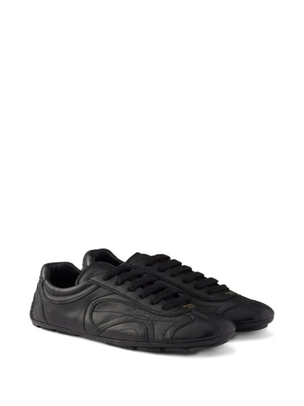 imgi_2_32890145_63174986_1000.jpg Prada Montecarlo Re-Edition 2005 sneakers