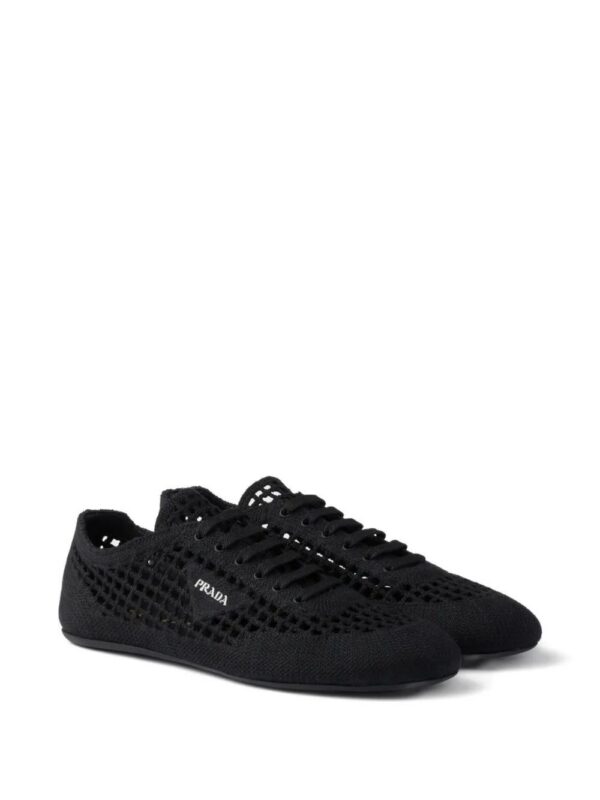 imgi_2_32890157_63183507_1000.jpg Prada round-toe lace-up sneakers