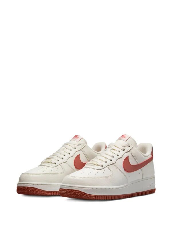 imgi_2_32917379_63272573_1000.jpg Nike Air Force 1 '07 sneakers