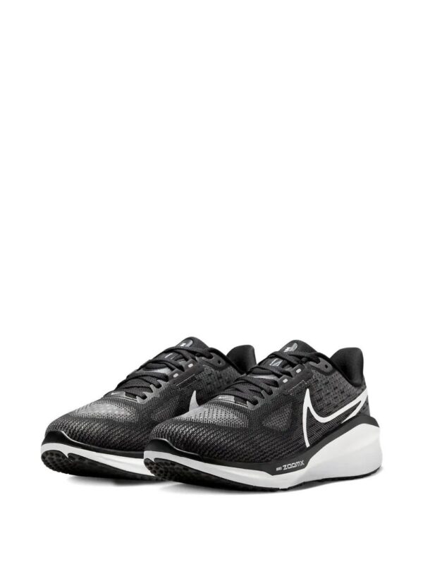 imgi_2_32937254_63270169_1000.jpg Nike Vomero 17 sneakers
