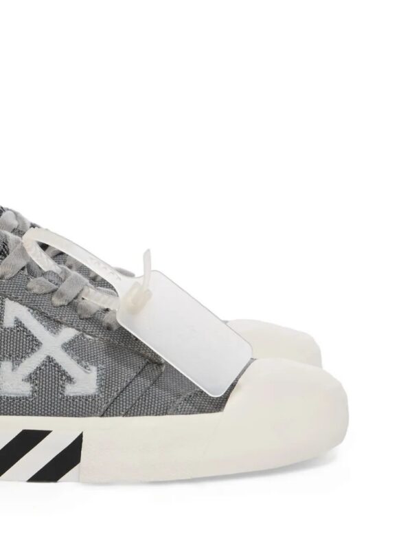 Off-White  Vulcanized Undercut arrow-detail sneakers