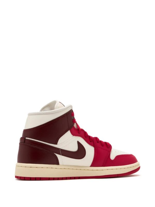 imgi_2_33320359_64243559_1000.jpg Nike Air Jordan 1 Mid sneakers