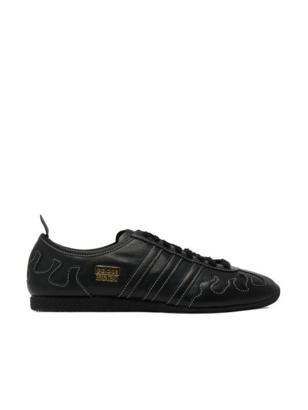 imgi_2_33385585_64174010_1000.jpg adidas x Brain Dead topstitched sneakers