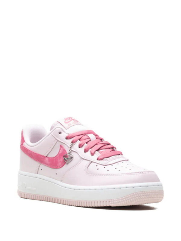 imgi_2_33447837_65941864_1000.jpg Nike patent swoosh air force 1 low sneakers