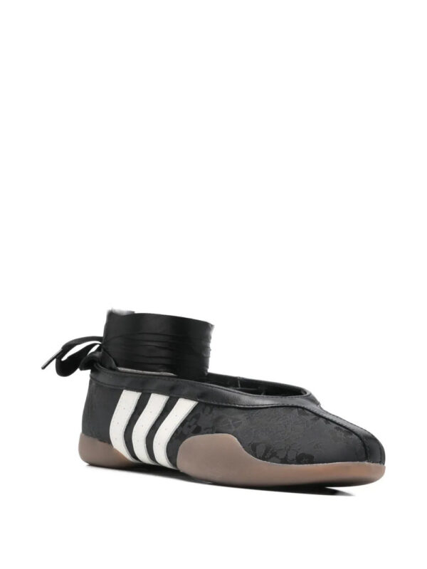 imgi_2_33987081_65070950_1000.jpg adidas Taekwondo Mei Ballet three-stripe sneakers