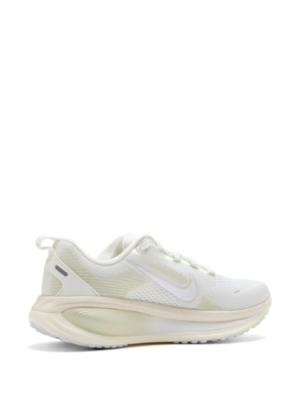 imgi_2_34255855_65441718_1000.jpg Nike Vomero 18 sneakers