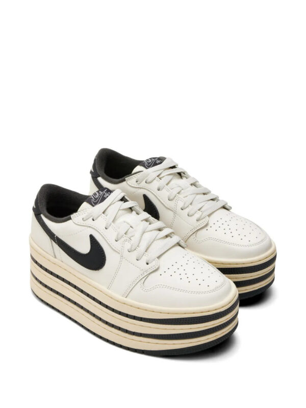 imgi_2_34256034_65408014_1000.jpg Nike Air Jordan 1 Triple Stack platform sneakers