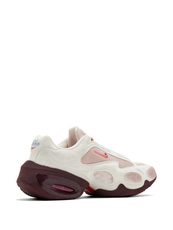 imgi_2_34256104_65440587_1000_3937f63a-2b5b-48db-9ca1-ffad4b024940.jpg Nike Air Max Muse logo-embroidered sneakers