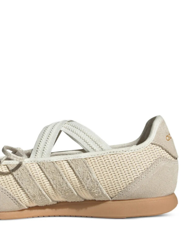 imgi_2_34275371_65479652_1000.jpg adidas criss-cross sneakers