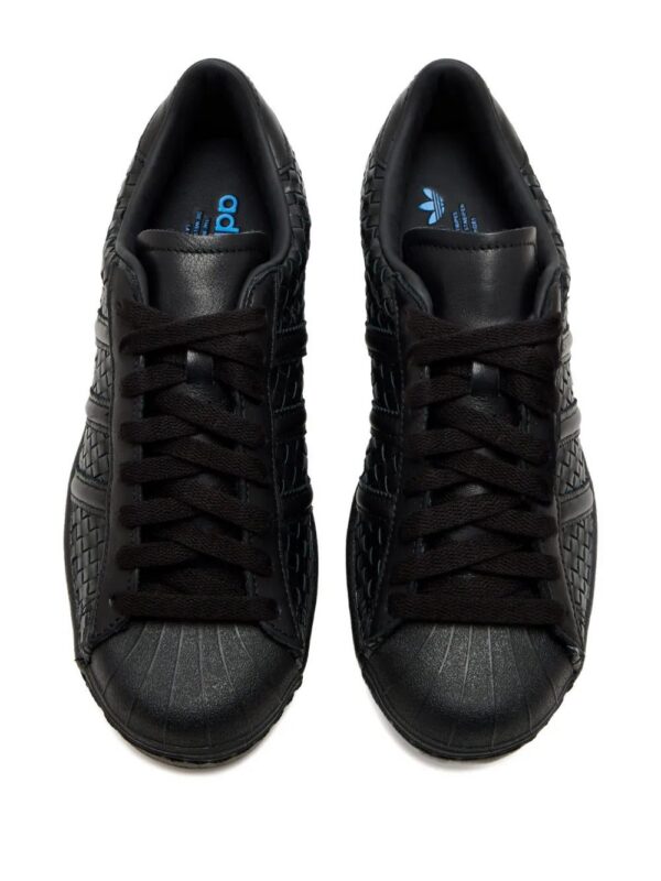 imgi_3_30970666_61771096_1000.jpg adidas Superstar sneakers