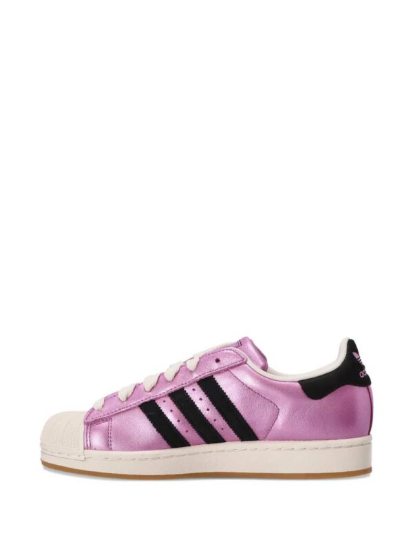 imgi_3_32074298_61853666_1000.jpg adidas Superstar sneakers
