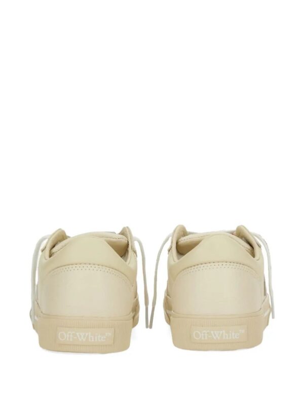 imgi_3_32094671_62637470_1000.jpg Off-White Arrows Leather sneakers