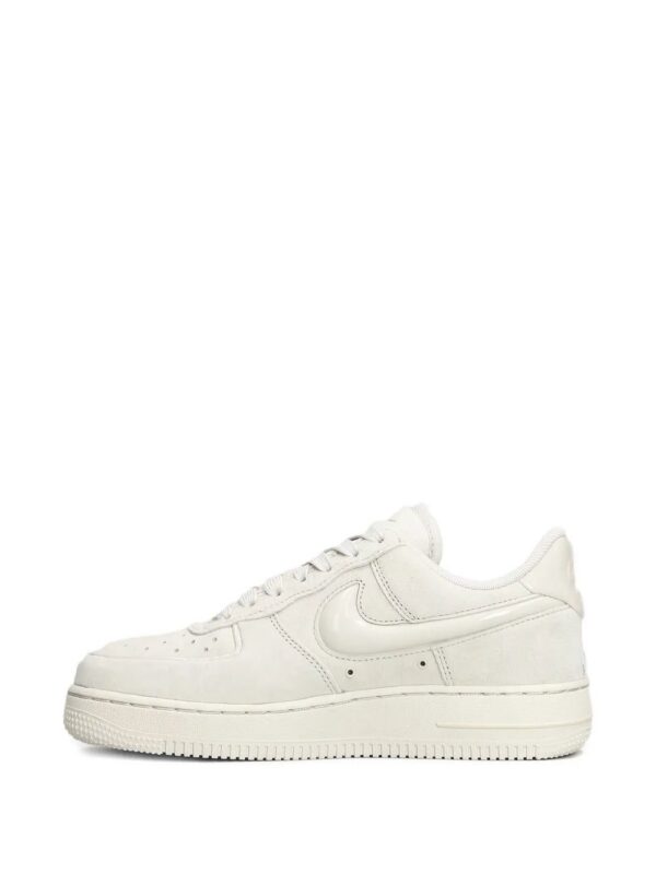 imgi_3_32205393_62280149_1000.jpg Nike Air Force 1 '07 panelled sneakers