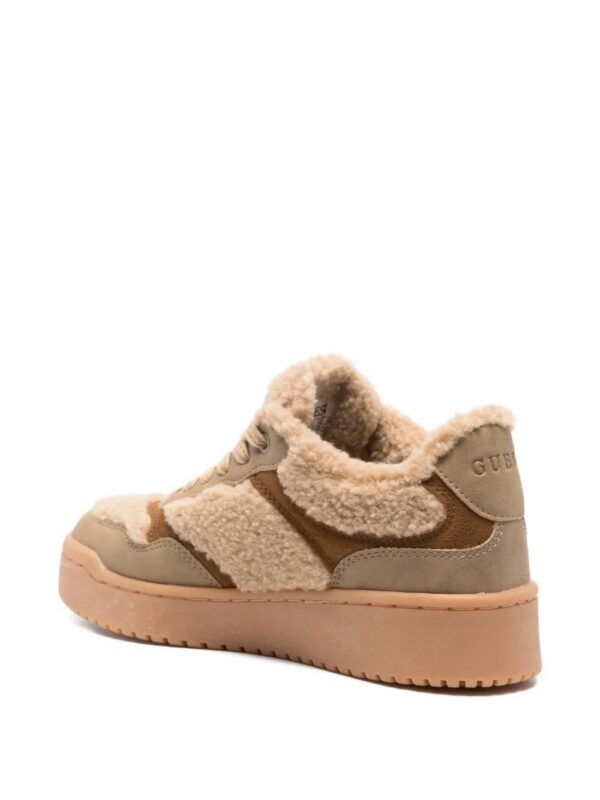imgi_3_32459575_62998755_1000.jpg GUESS USA Miram panelled sneakers
