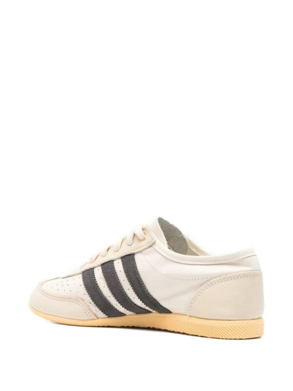 imgi_3_33107856_63686856_1000.jpg adidas stripes japan sneakers