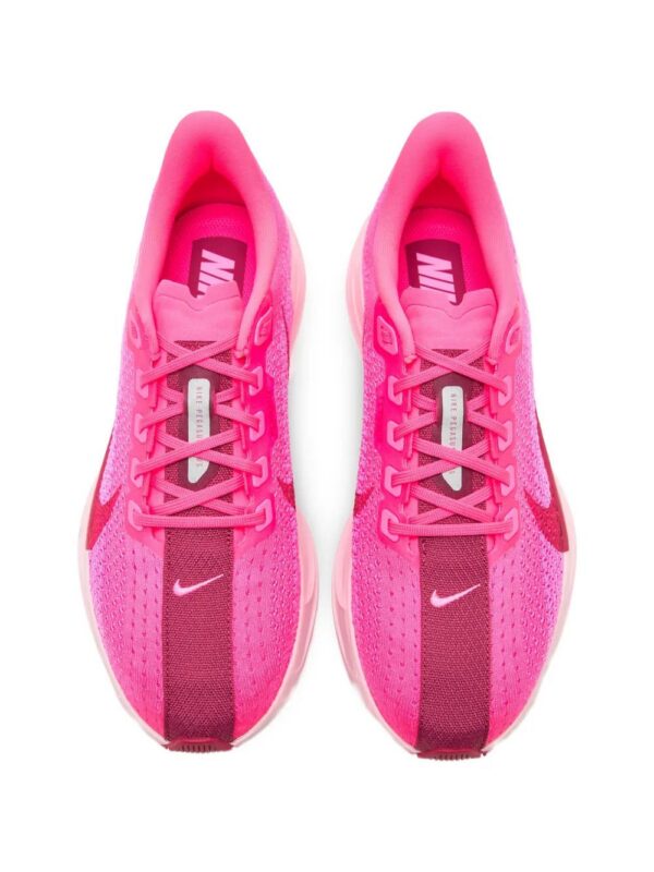 imgi_3_33319455_64243225_1000.jpg Nike Pegasus Plus lace-up sneakers