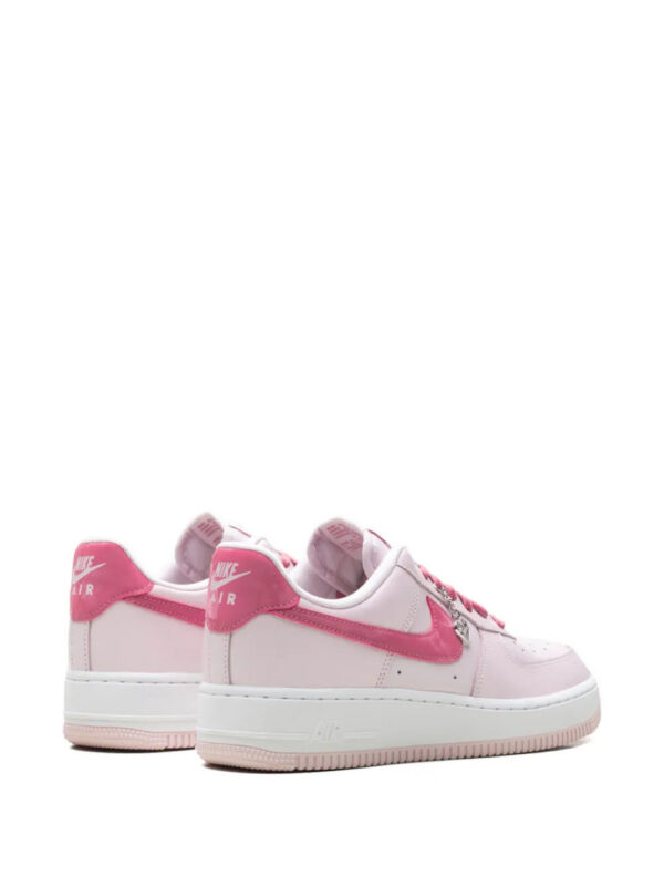 imgi_3_33447837_65941947_1000.jpg Nike patent swoosh air force 1 low sneakers