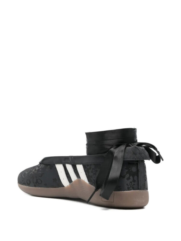imgi_3_33987081_65071152_1000.jpg adidas Taekwondo Mei Ballet three-stripe sneakers