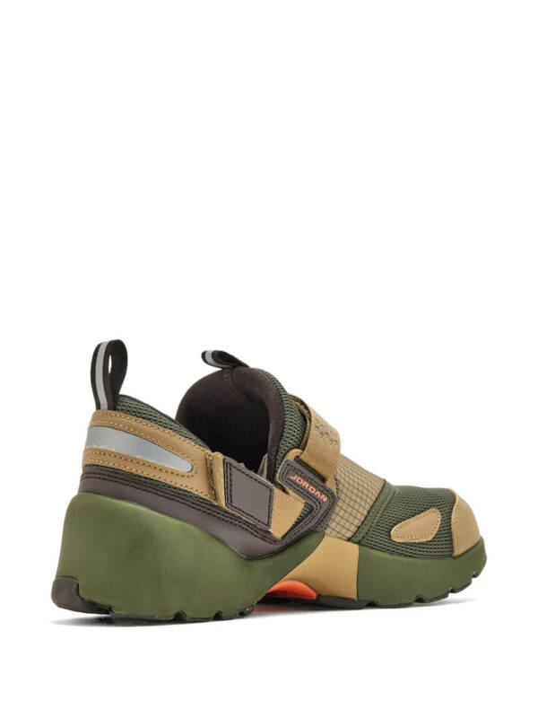 Nike  Jordan Trunner LX sneakers