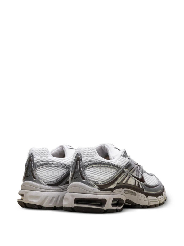 imgi_3_34291446_65627220_1000.jpg Nike Air Max Moto 2k sneakers