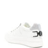 imgi_3_34412293_65739763_1000.jpg GUESS USA logo sneakers