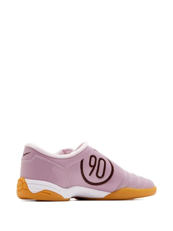 imgi_4_31951915_62026121_1000_6f971f81-8af6-4390-96c5-ac69d8529bac.jpg Nike Total 90 lace-up sneakers