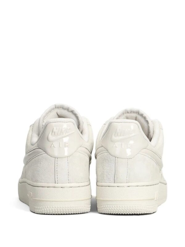 imgi_4_32205393_62400158_1000.jpg Nike Air Force 1 '07 panelled sneakers