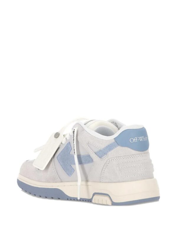 imgi_4_32262504_62136655_1000.jpg Off-White arrow-brand suede sneakers