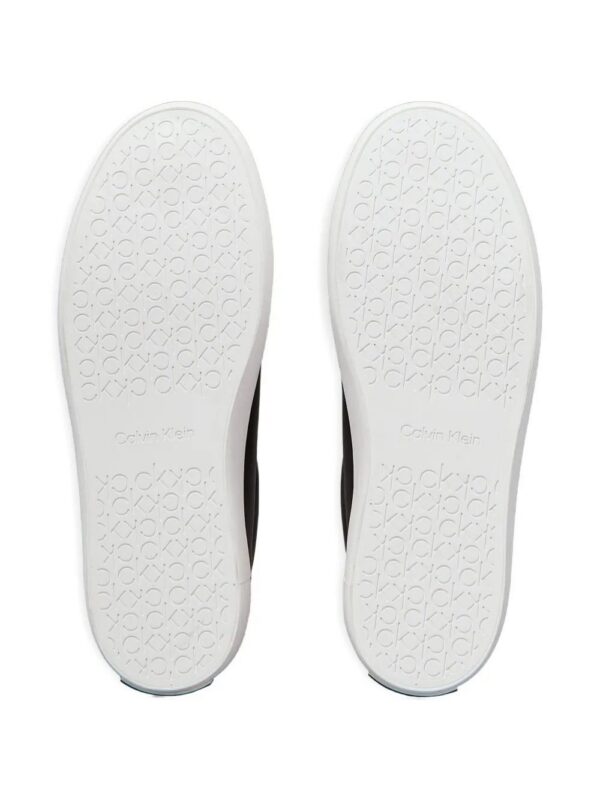 imgi_4_32487461_62584339_1000.jpg Calvin Klein lace-up sneakers
