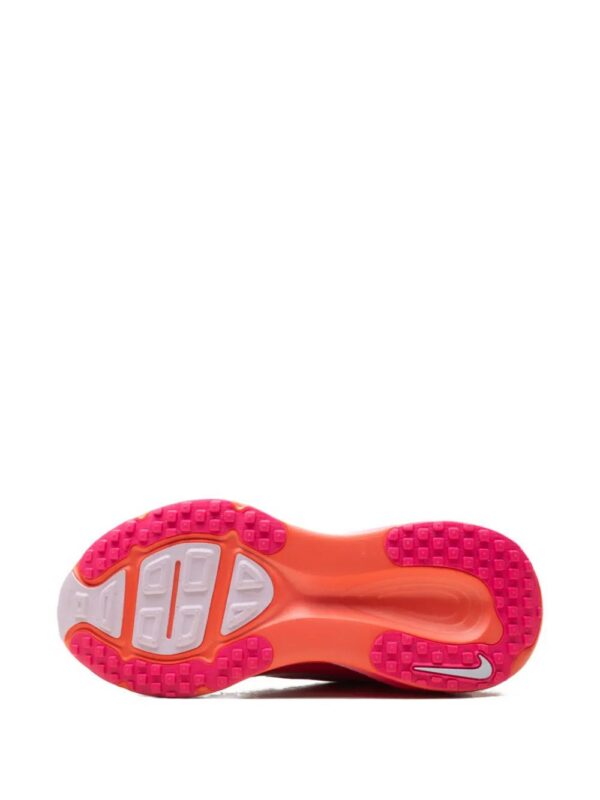 Nike  Vomero 18 sneakers