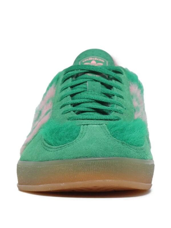 imgi_4_32882474_64216082_1000.jpg adidas Gazelle sneakers