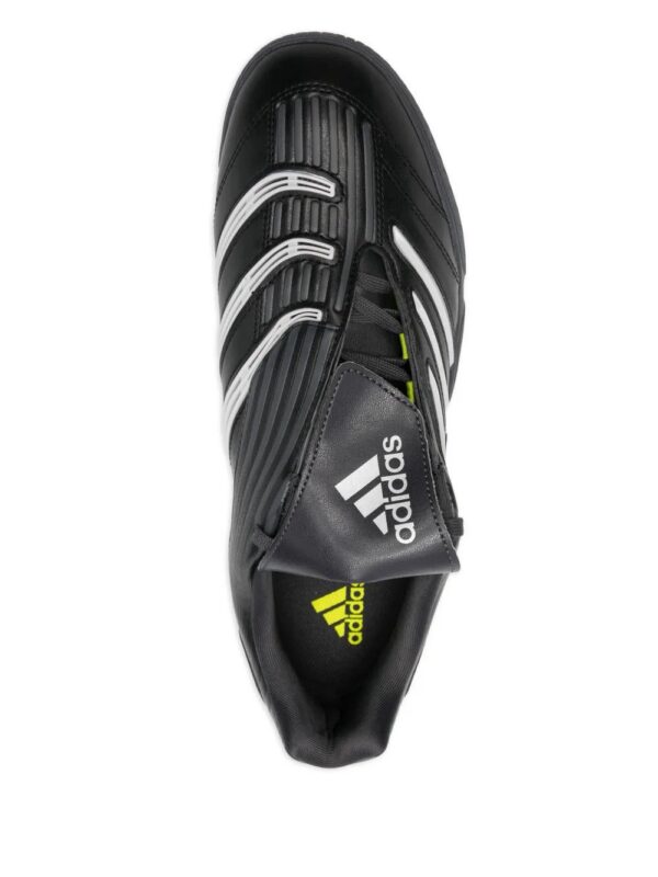 imgi_4_32904757_63384425_1000.jpg adidas Predator Sala logo-detail sneakers