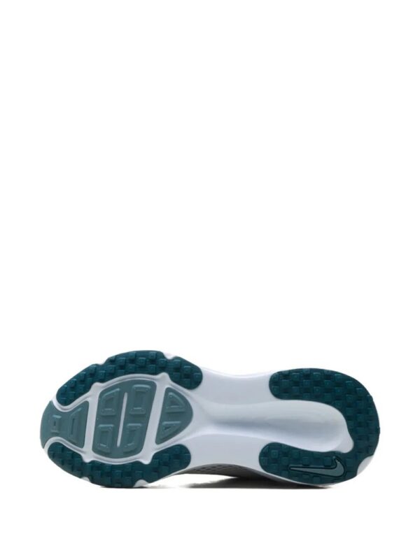 imgi_4_33002746_63550755_1000.jpg Nike Vomero 18swoosh sneakers