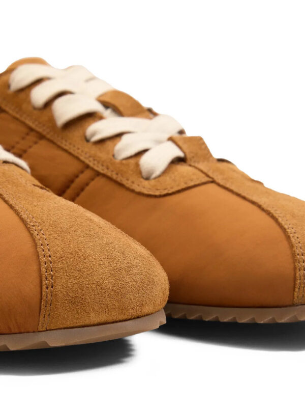 imgi_4_33115836_63760423_1000_90ef4acf-321e-4dbc-b456-2e2dee0e7d69.jpg AMI Paris Soft suede panel sneakers